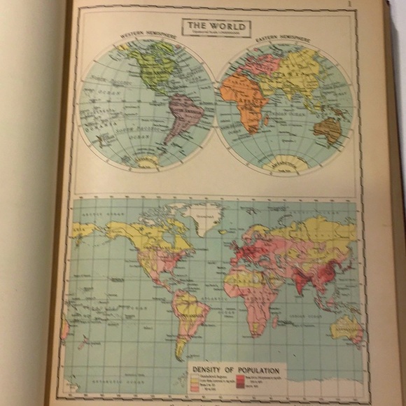 1941 Encyclopedia Britannia World Atlas Leather-Bound - Picture 11 of 16